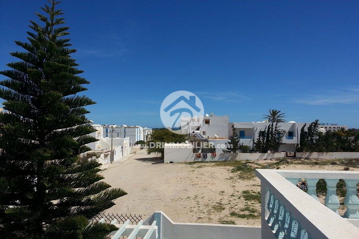 L 40 -                            Sale
                           Appartement Meublé Djerba